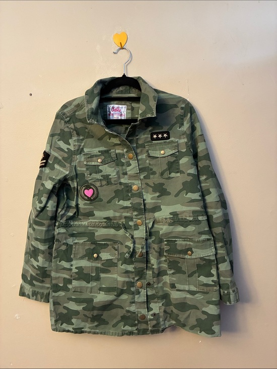 Justice Other - Justice Girls' Camouflage Utility Jacket with Heart Patch - Green